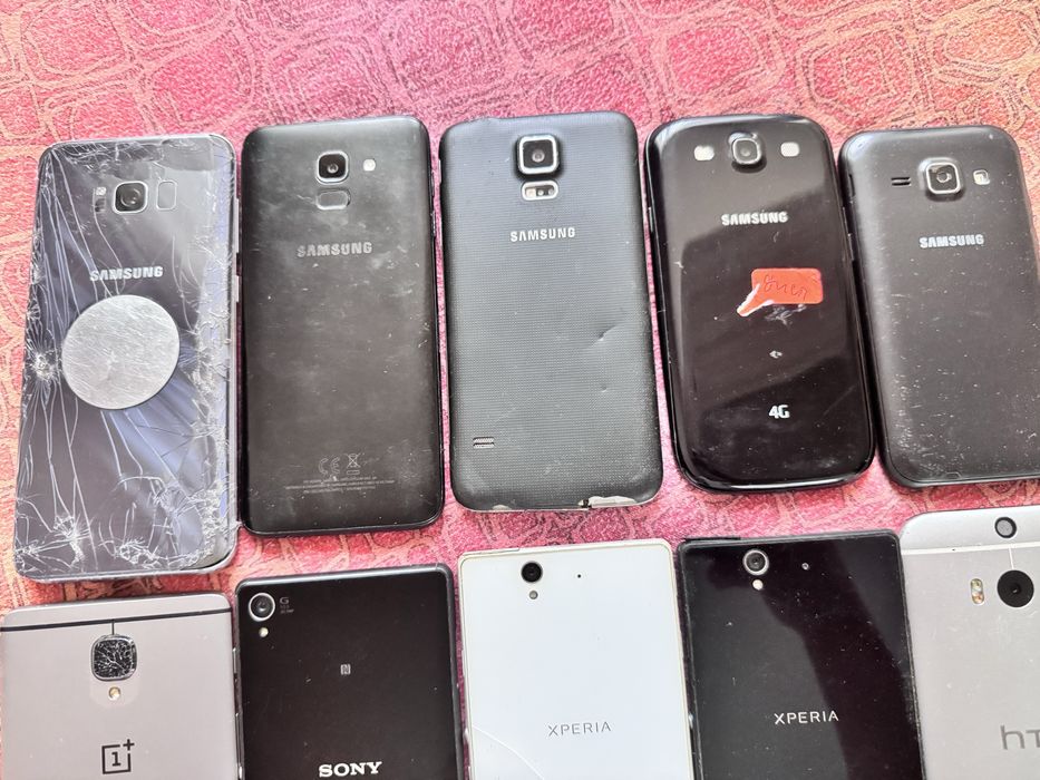 Всички общо!Samsung,Sony,Nokia!Телефони за части!