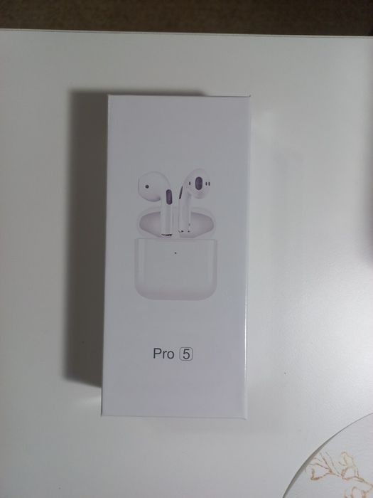 Наушники Про пять новые