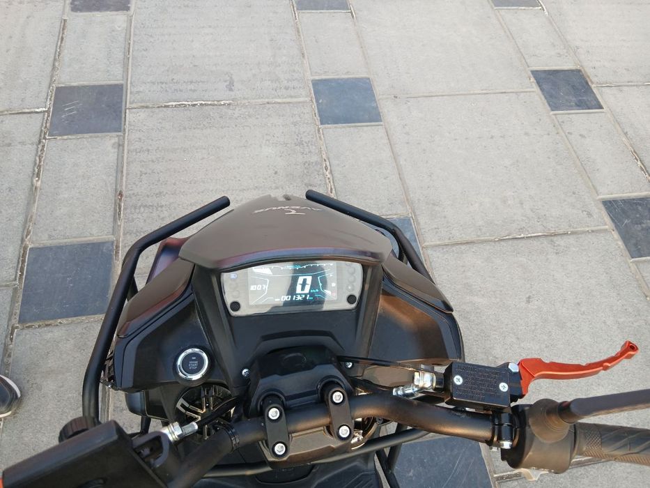 Sotiladi Yili 2025 yil Yangi Hali