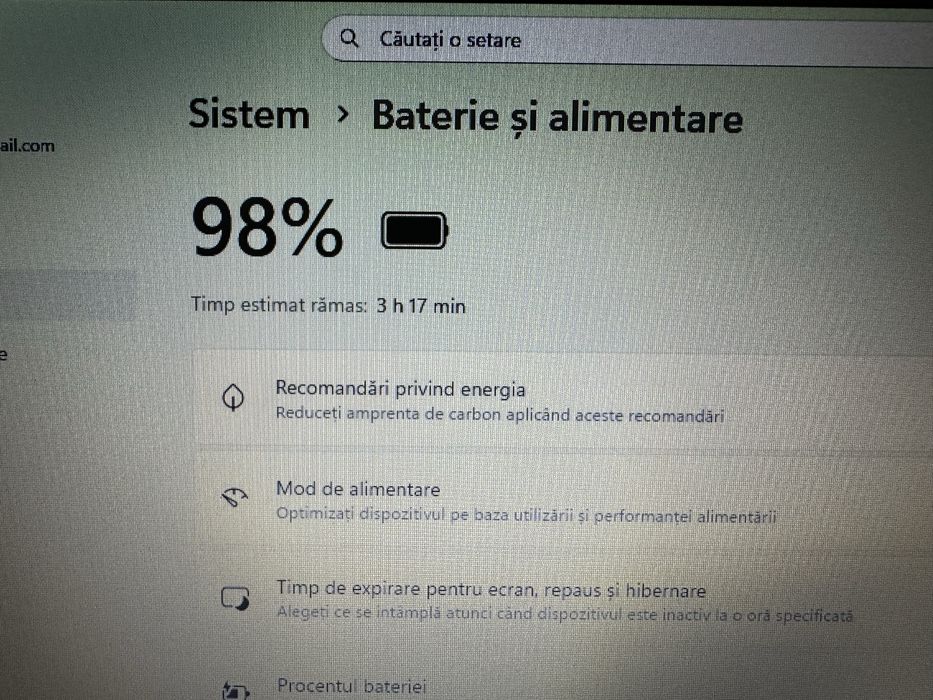 Vând Dell Latitude E5270 – Super Mic & Ușor (doar 1.5 kg) i5 8GB