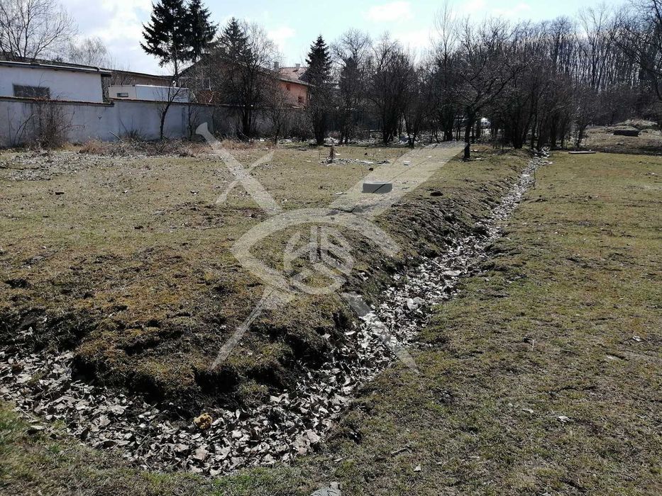 Парцел на обезщетение в кв. Орландовци № 92311