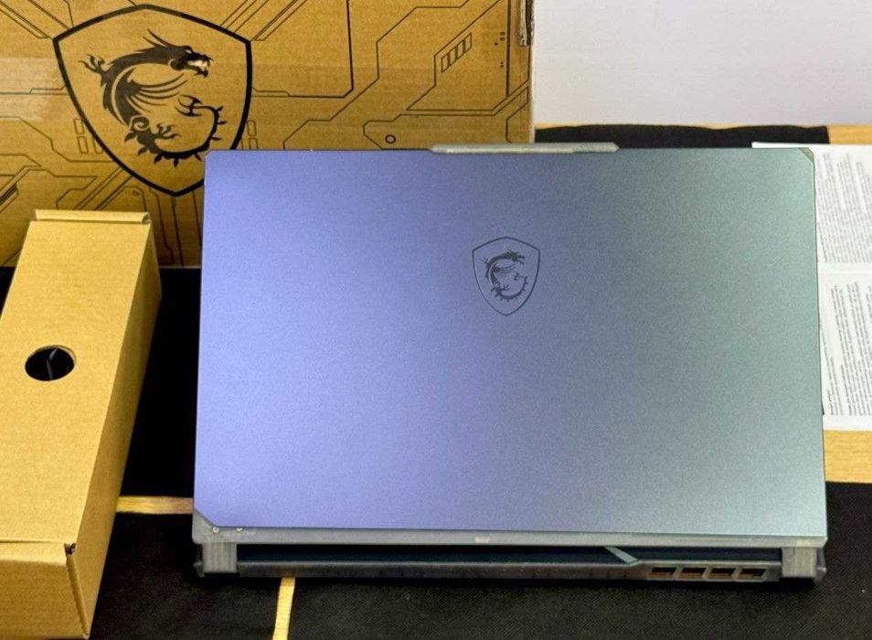 MSI Cyboarg 15 A13V