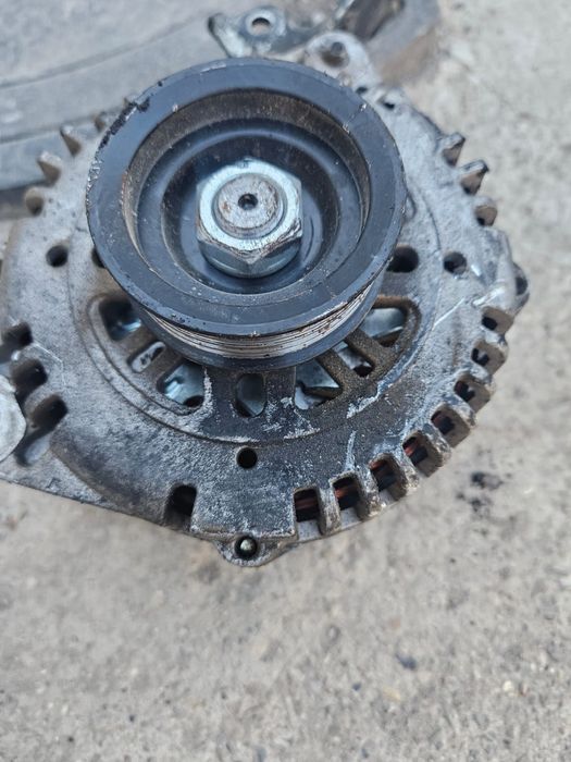 генератор ниссан 3.5