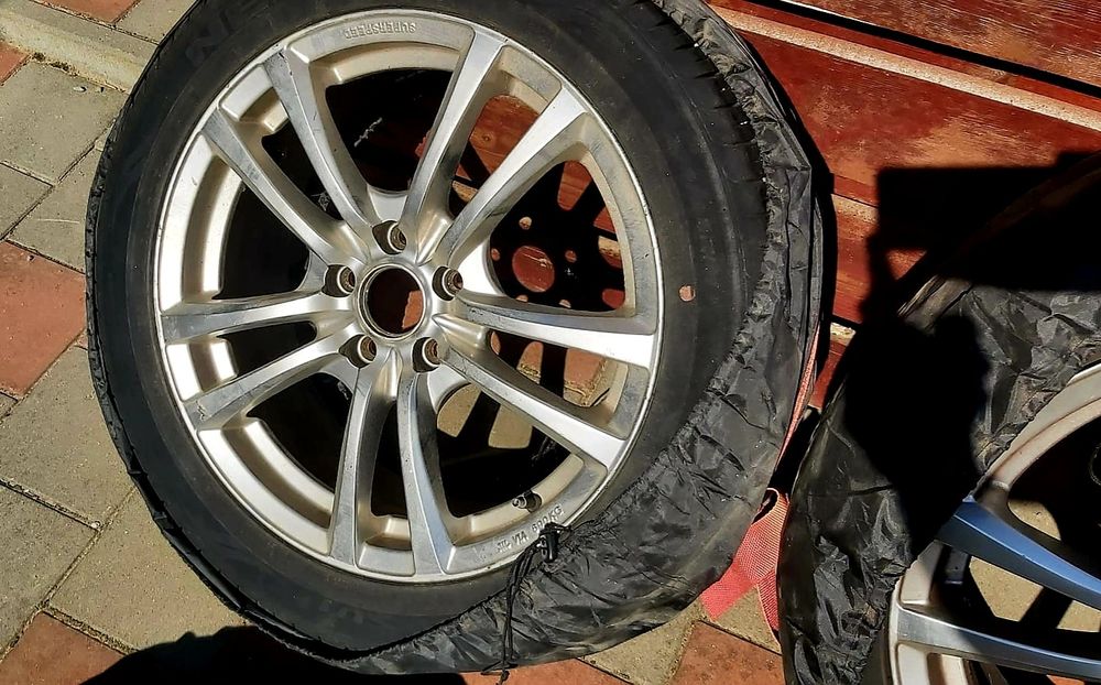 Vând jante 5x108 r17 7j ET 45