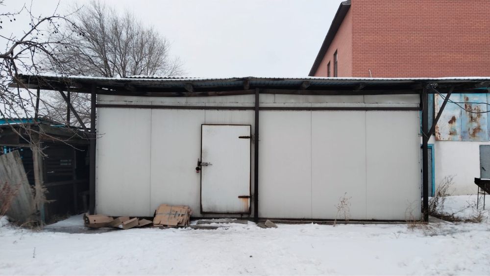 Продается холодильный камера 100 куб