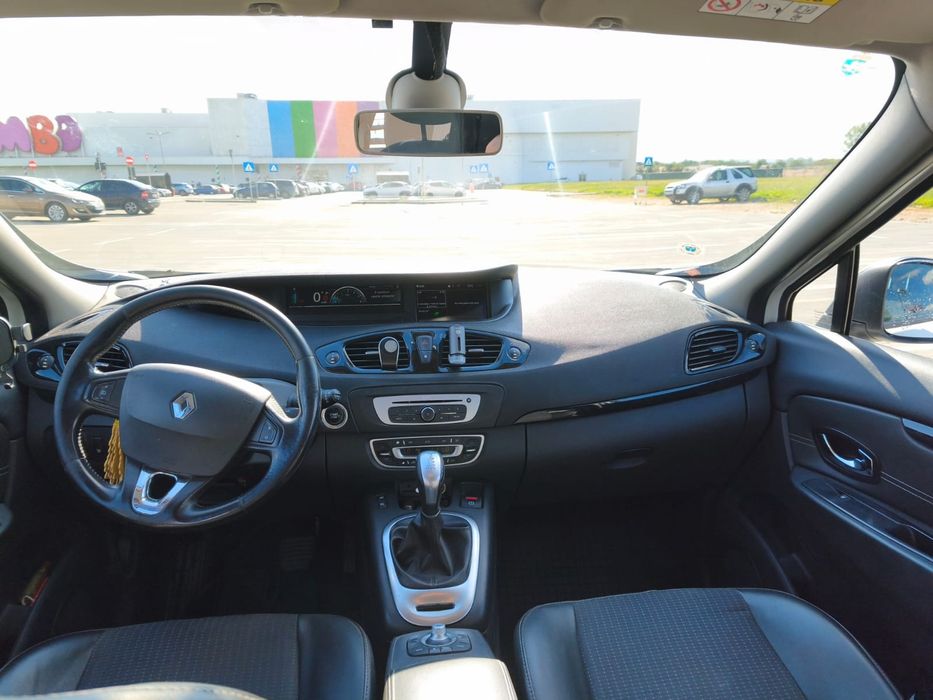 Vând Renault Scenic 3, 1.5 dCi Automata