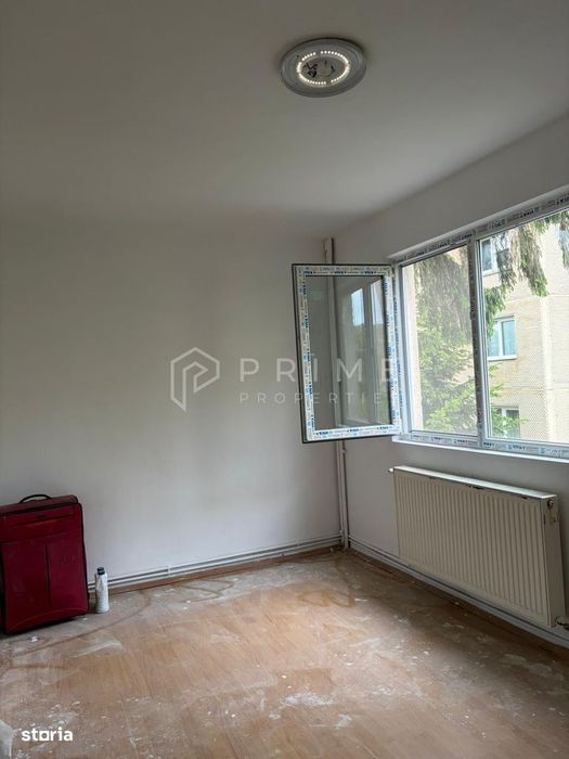 Apartament cu 3 camere, etaj 2 – Zona Dâmbul Pietros — fotografia 2
