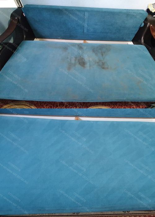 Curatare canapele,saltele,fotolii, scaune,cu inserție extracție