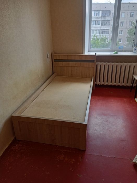Продается кровать б/у