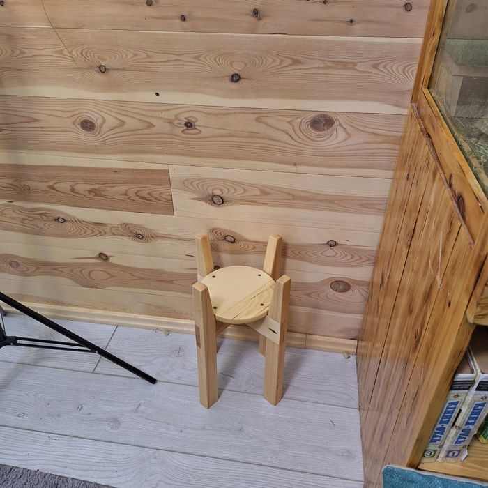 Подставки и Кашпо для цветов из натурального  дерева