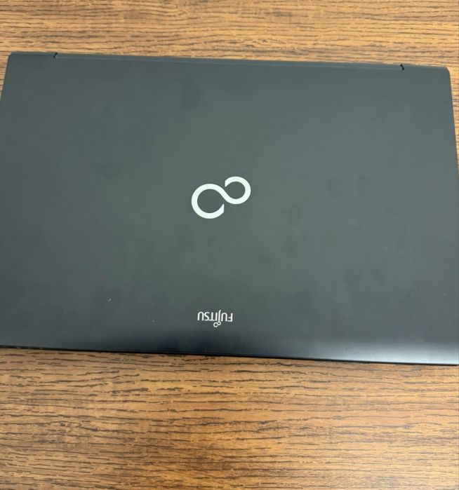 Ноутбук продается Fujitsu