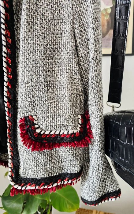 Sacou ZARA - Tweed, XS Alb/Negru cu franjuri roșii