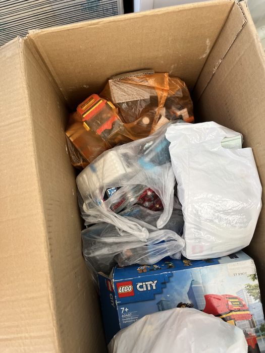 Продам игрушки набор Лего