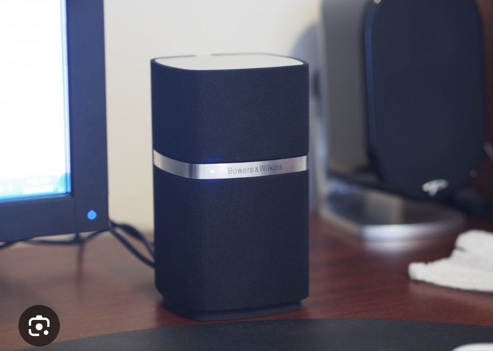 Boxa active Bowers & Wilkins MM-1 Desktop