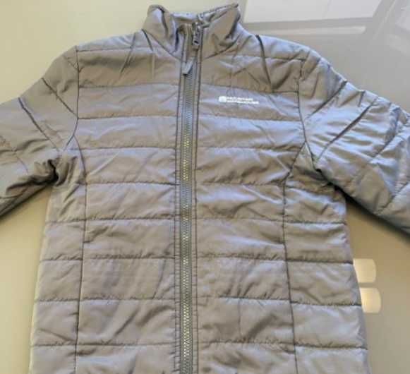 Лот 2 якета Mountain Warehouse + 2 к-та шал, шапка и ръкавички, 7-8 г.