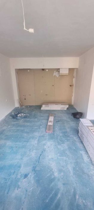 Продава се Тристаен апартамент в Плевен, Идеален център - 111 кв.м за 1703 €/кв.м - Снимка #5