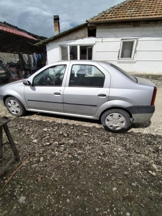 Vand dacia logan