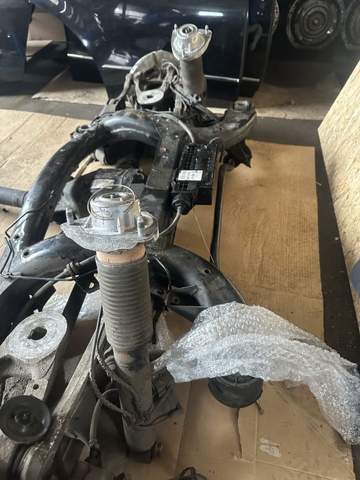 Cadru / Punte / Jug BMW X5 F15 X6 F16 suspensie diferential perne brat