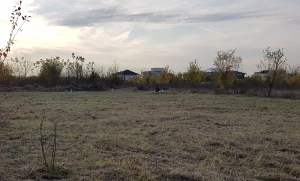 Proprietar vand teren intravilan 554mp Pipera, Porsche Nord, Cortina, Voluntari str. Campul Pipera