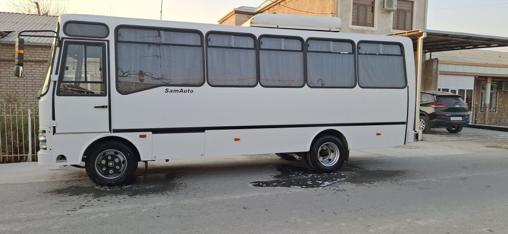 Autobus sotiladi 2019 yilda ishlab chiqarilgan