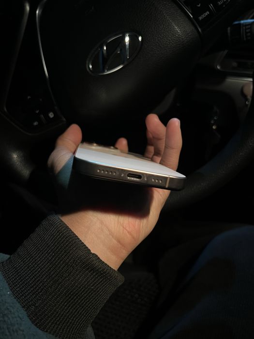 Айфон 16про 256гб