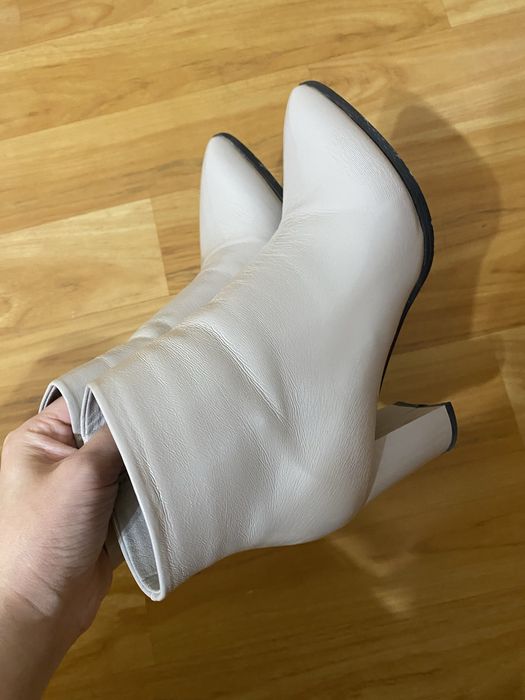 Продаются полусапожки 35 размера