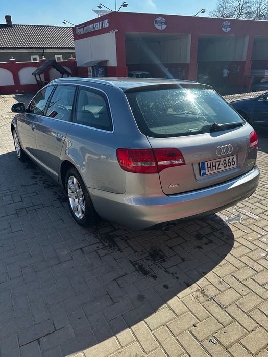 Vând Audi A6 automat