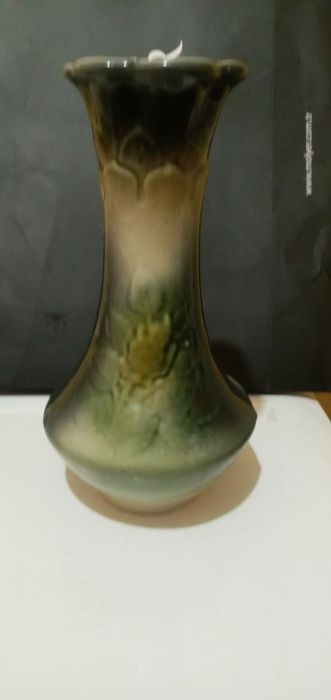 Продам вазу для цветов