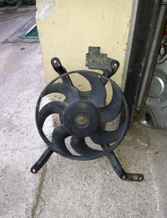 Части за Seat Ibiza 2000 г. 1.4 Mpi