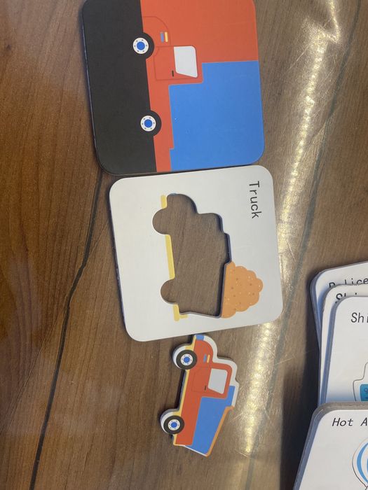 Продам развивающие игрушки