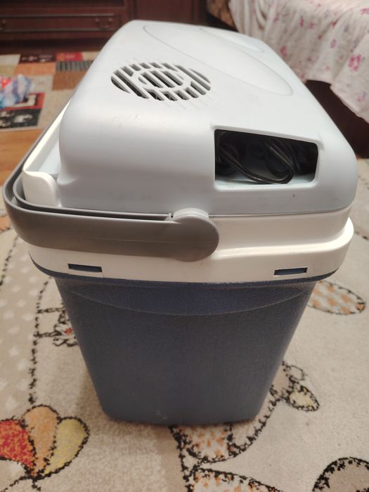 Хладилна чанта 12 /230v. Ezetil 30l.