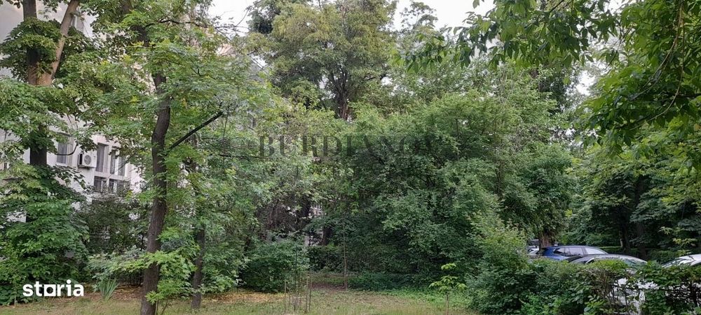 Apartament cu 3 camere de închiriat pentru 2 persoane - Metrou Titan