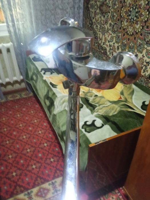 Смеситель для ванны