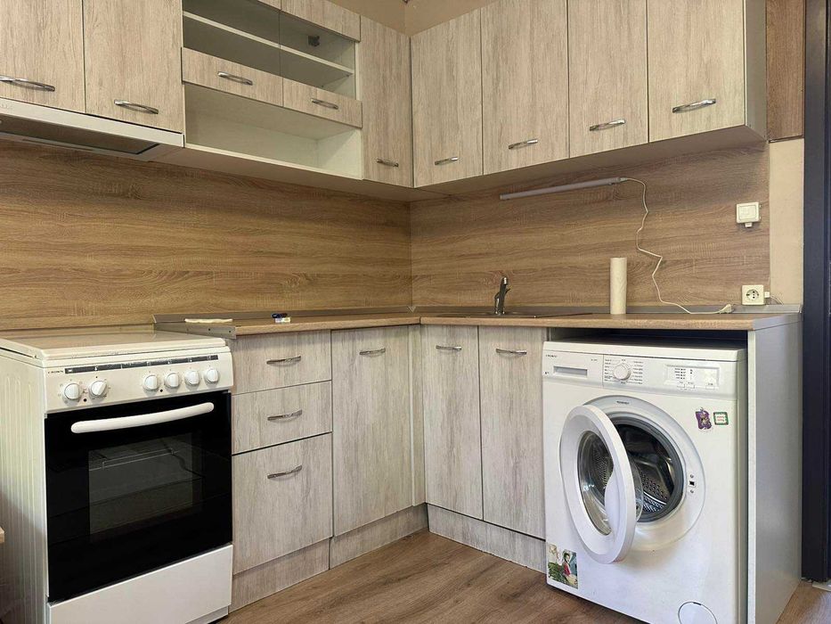 Апартамент под наем с две спални, ново обвзавеждане