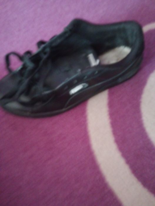 Черни Puma обувки