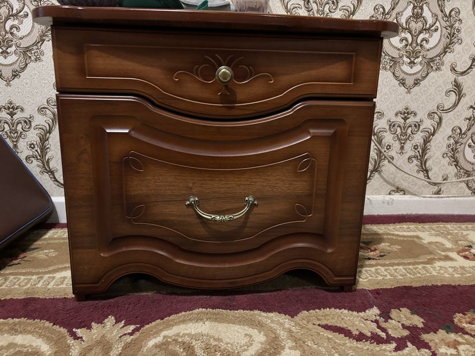 Спальный гарнитур б/у