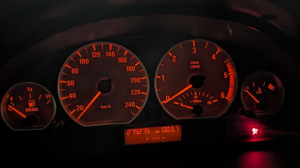 BMW E46 Compact 2.0d 150CP Pachet M | Trapă | Alcantara | Angel Eyes