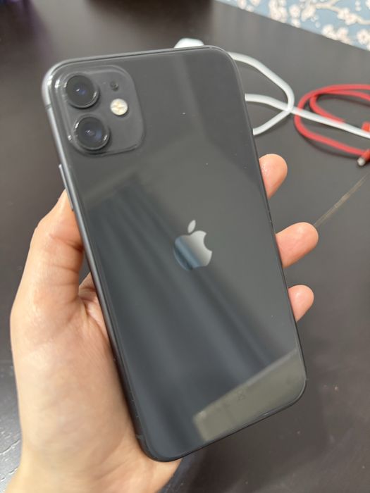 Iphone 11 (состояние отличное)
