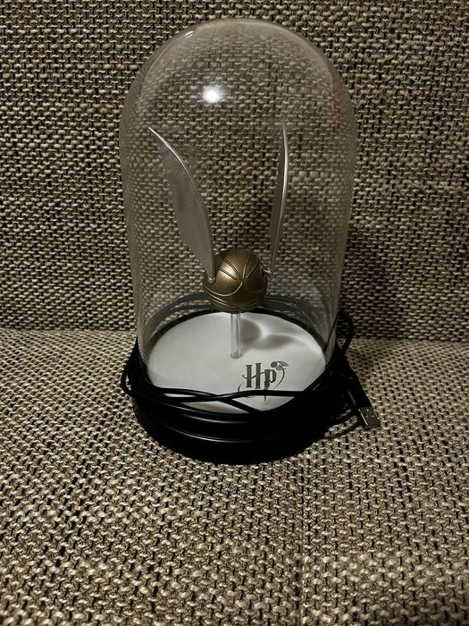 Аниме и фентъзи мърчъндайз