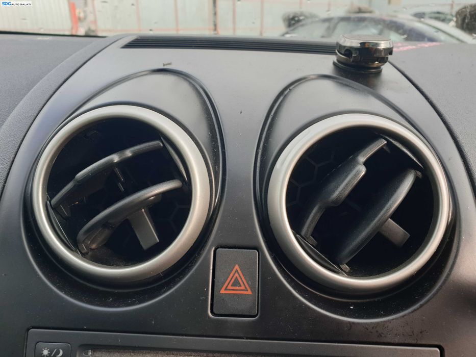 Gura Grila Aer Aerisire Ventilatie Bord Centrala Nissan Qashqai J10 2007 - 2013 [K2236]