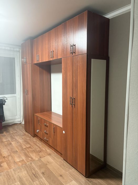 Стенка в гостиную