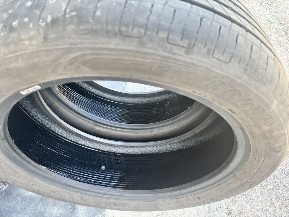 Шины GoodYear 235/50/20