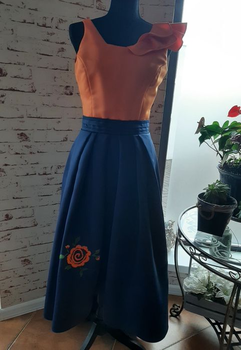 Rochie elegantă,brodată manual în stil Mathilde,