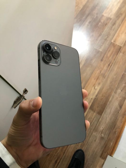 продам айфон 12 про макс