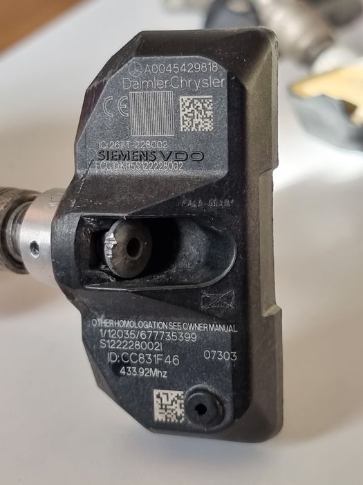 Оригинални датчици за налягане в гумите Mercedes A B C E S Ml Glk