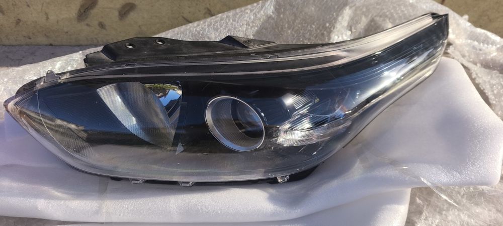 Фара левая сторона Киа Сид kia ceed 92101J7001
