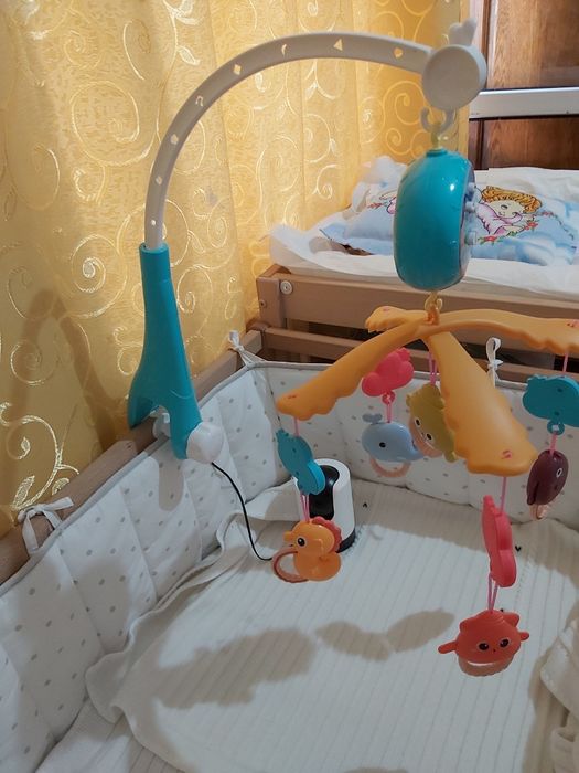 Carusel muzical cu telecomanda proiector și 200 de melodii Marine Life