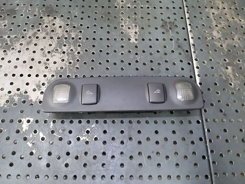 Plafoniera spate audi a4 b7 8e 8e0947111a