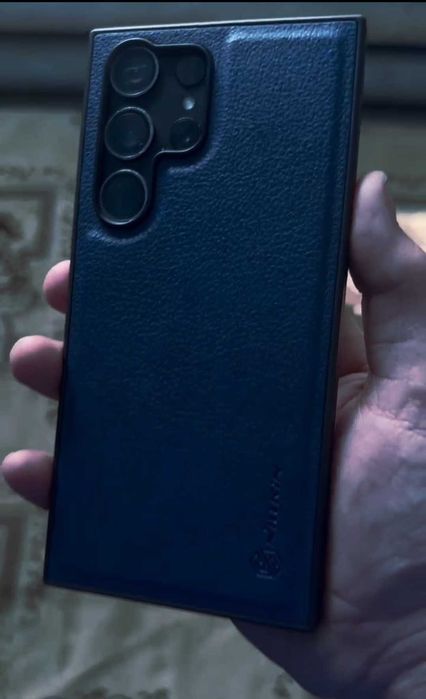 Продам самсунг с 23 ультра  512память   правитайте описание