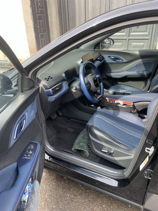 BYD sigul 2023yil 12200$